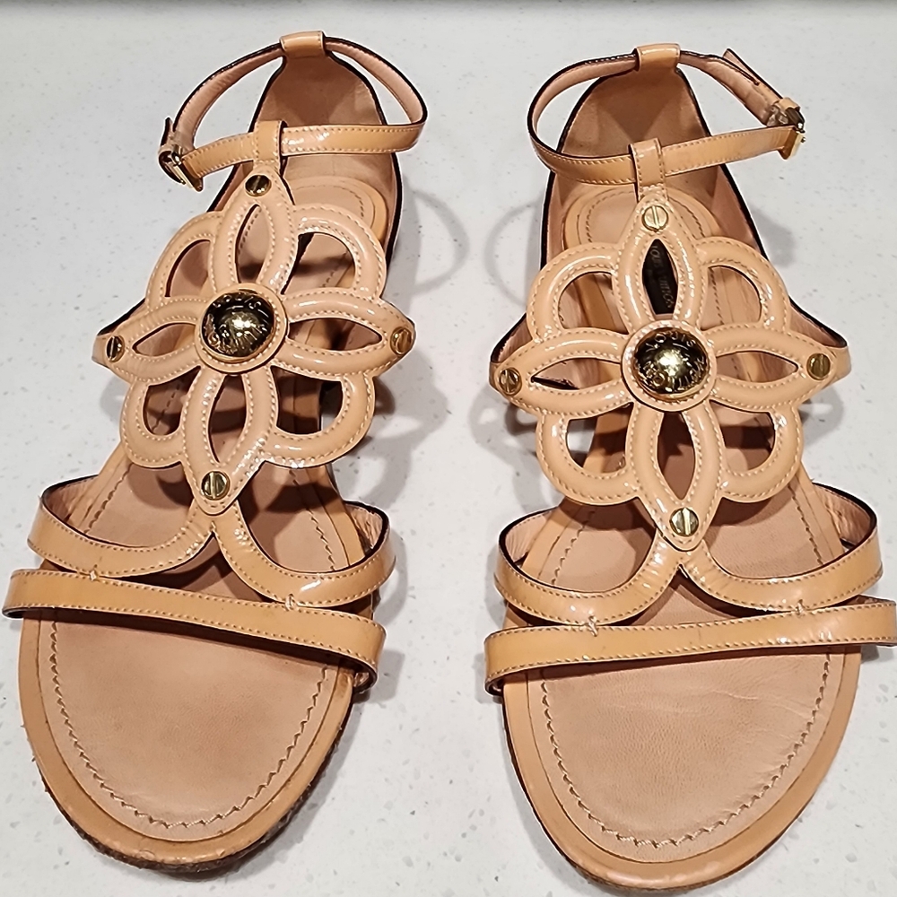 Louis Vuitton Beige Patent Leather Cut Out Gloss Gladiator Strap Sandals Sz 9